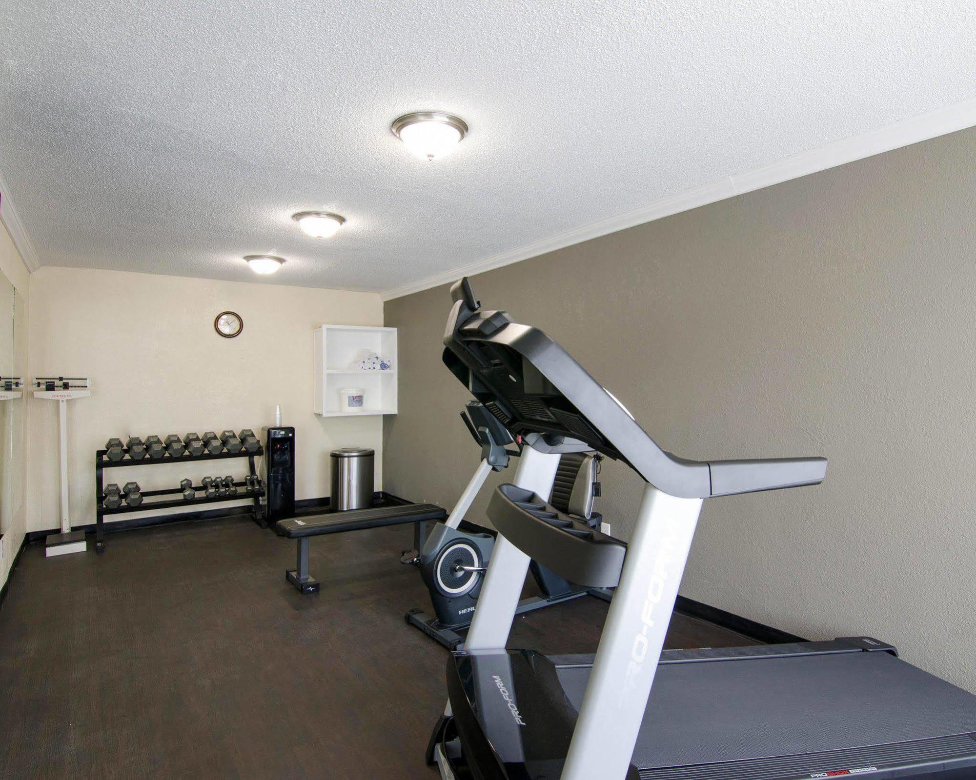 Motel 6 Charlotte, Nc - Airport South Ngoại thất bức ảnh